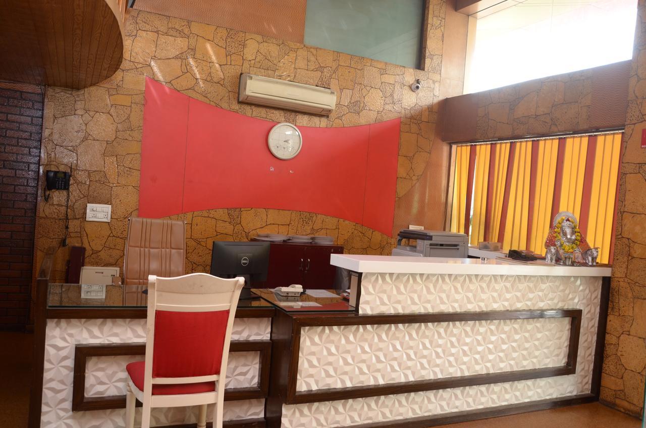 Hotel Rahul Deluxe Nagpur Dış mekan fotoğraf