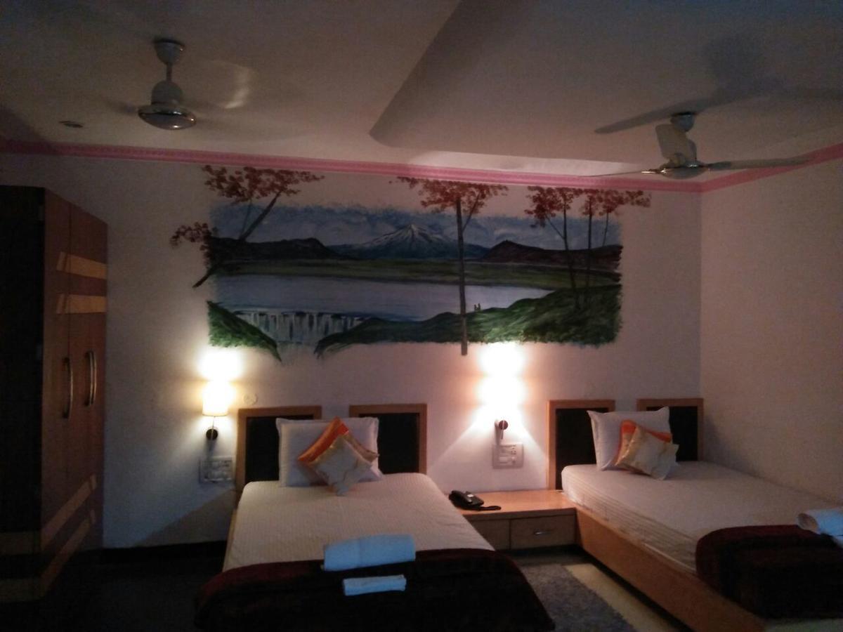 Hotel Rahul Deluxe Nagpur Dış mekan fotoğraf